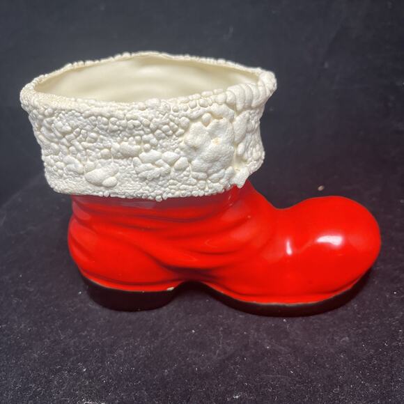 Large Vintage Ceramic Santa Boot Planter. 5 X 7. Red And White Christmas 1962 - Picture 5 of 9
